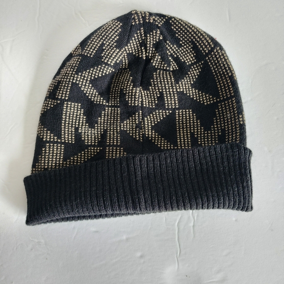 Michael Kors Black and Tan Knit Beanie - Picture 3 of 5